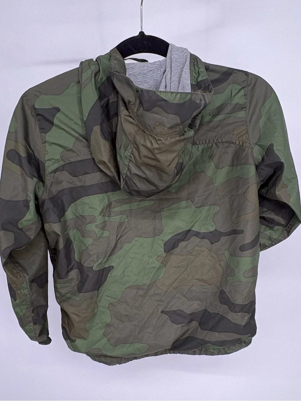 GAP Kids Camo Hooded Windbreaker - Green size M